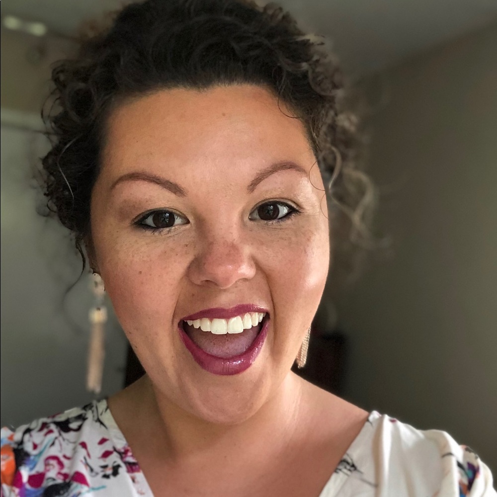 Meet your Posher, Amber